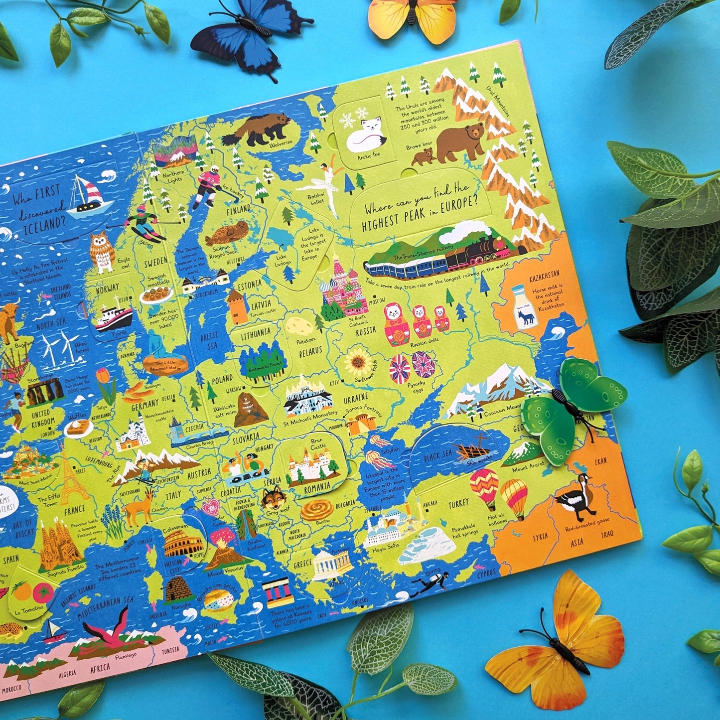 Children’s World Atlas (lift-the-flap)
